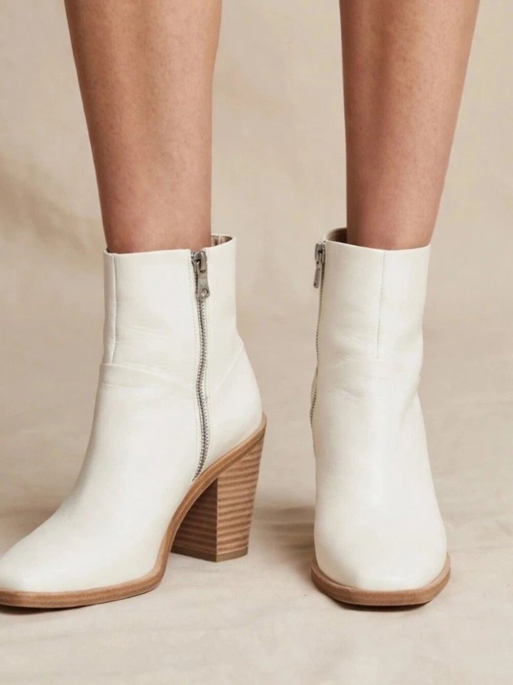rag & bone Axel Booties White Leather Ankle Boots Womens Sz 39 / 8.5 Italy
